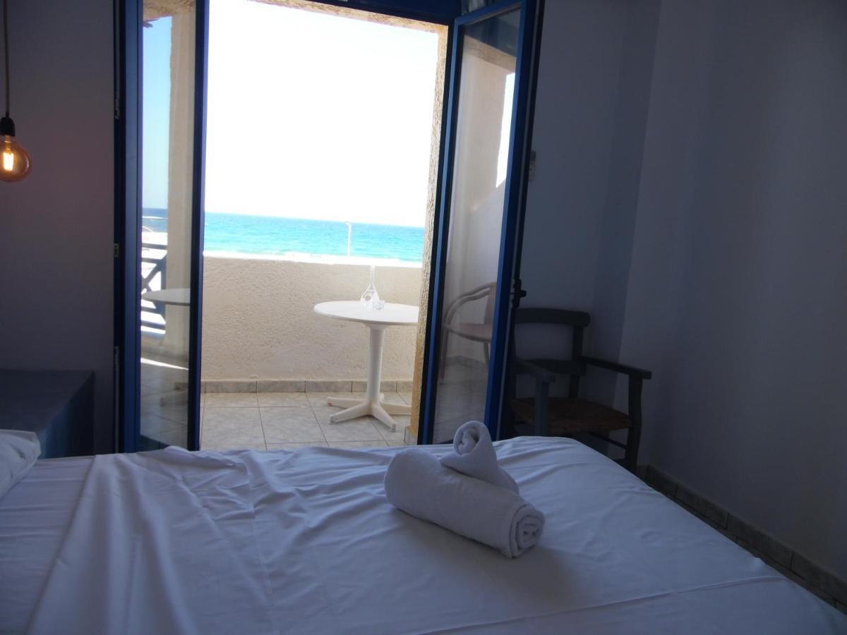 Mike'S Beach Apartments & Studios Anissaras Exterior photo