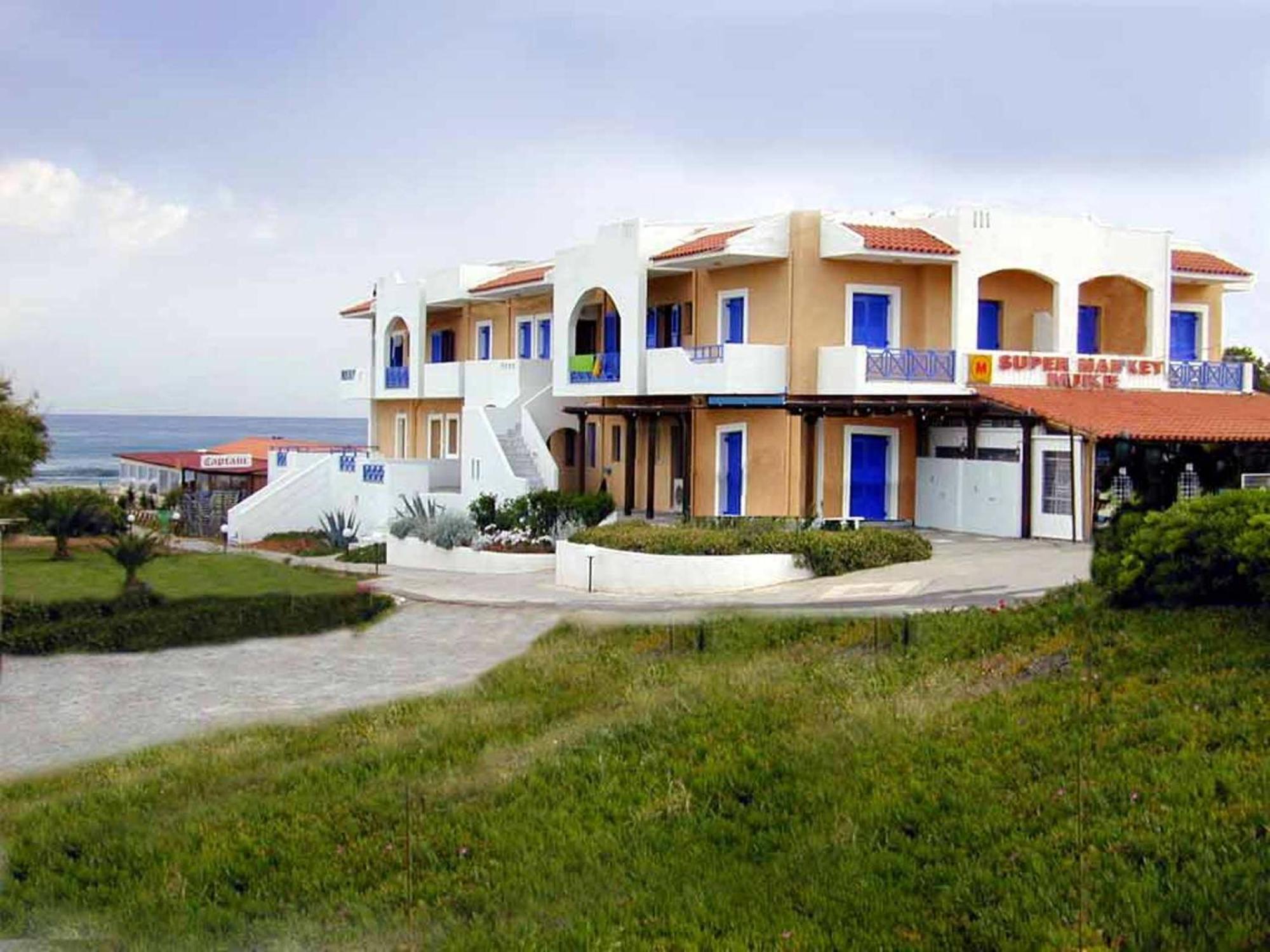 Mike'S Beach Apartments & Studios Anissaras Exterior photo